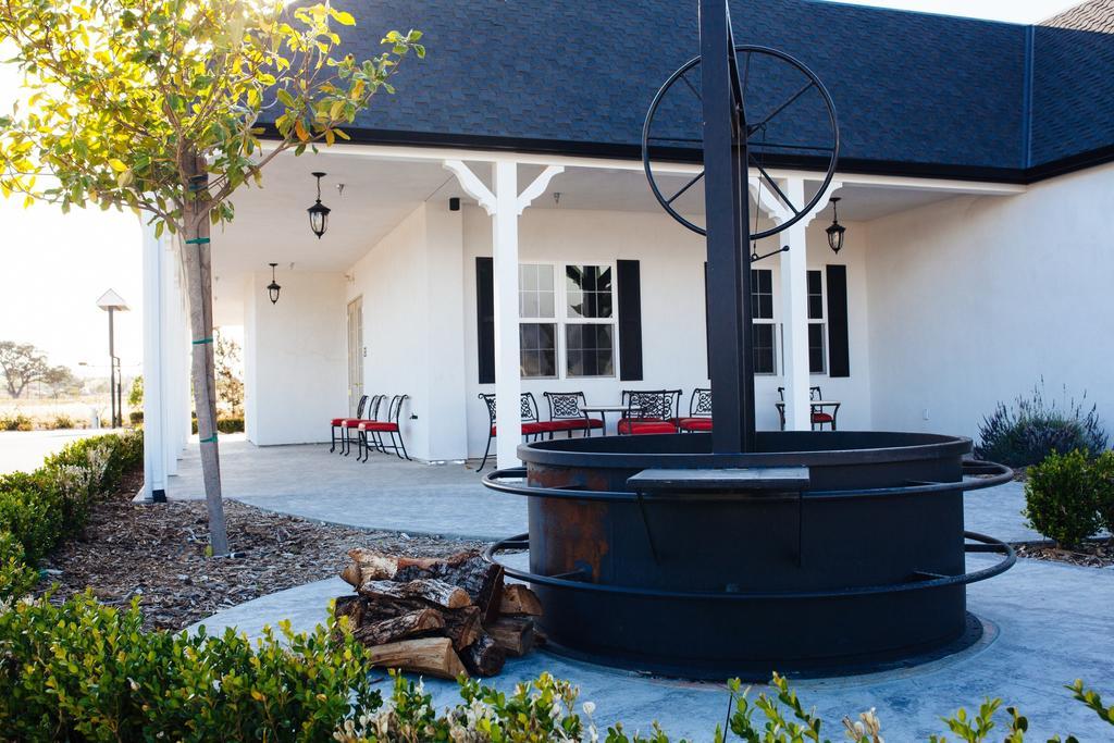 Vines Rv Resort Paso Robles Exterior foto